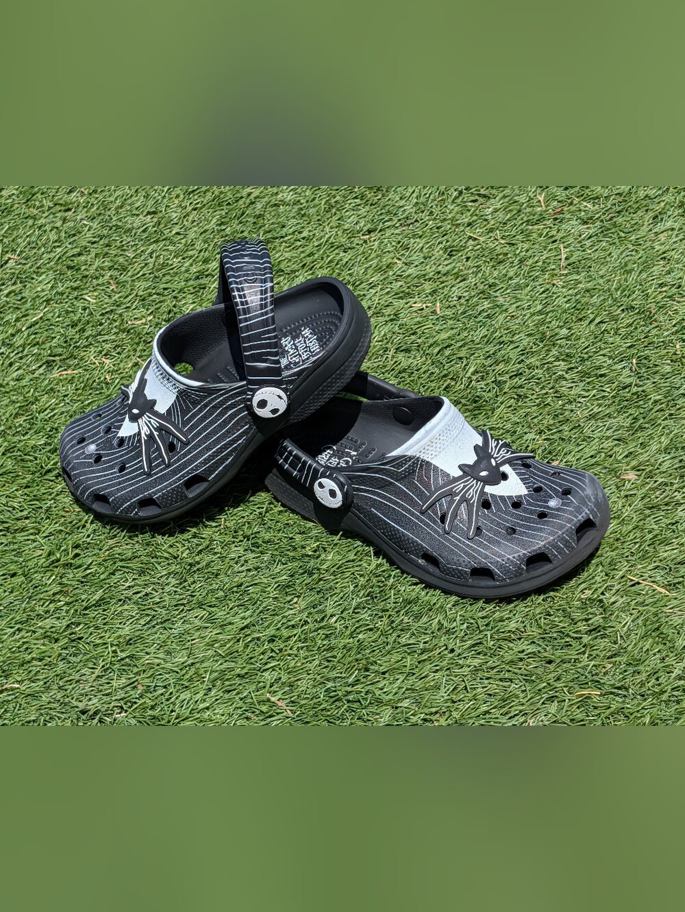 Disney Nightmare Before Christmas Crocs Clogs Jack Skellington Big Kids Size J1